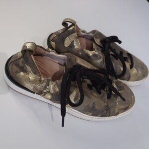 Hush Puppies Camouflage & Gold Sneakers